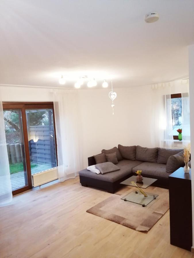 Ebenerdige Ferienwohnung Mit Grosser Terrasse In Der Naehe Des Waldes, Zum Wohlfuehlen Schoneck Exterior foto